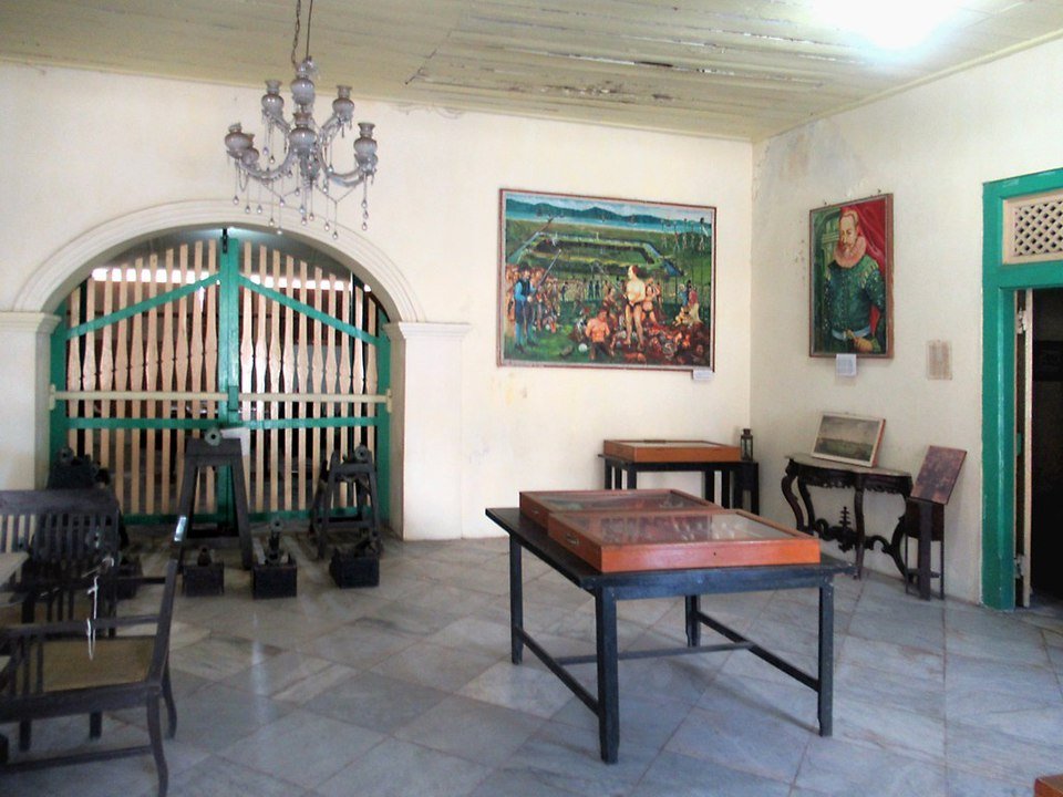 Banda Neira 1000203364